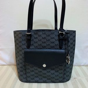 Michael Kors Jet Set Item Medium Black Tote